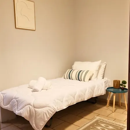 Kms Summer House Ialisos Holiday home *